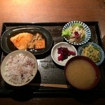 酒彩 和の香  - カジキの煮付け定食850円