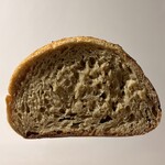 bricolage bread & co. - 農民パン(断面)