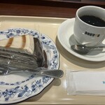 ドトールコーヒーショップ - 料理写真:ケーキセット(ブレンドコーヒー(R)、チョコミルクレープ) ¥820