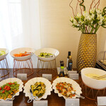 Donna Camilla Savelli - VRetreats - バスマティ米のサラダ仕立て