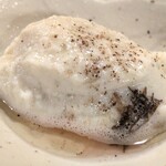 ウエストパパ - 鱧のスフレ、梅酢とお出汁に浮かべて