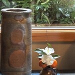 御手打ちそば やま本 - カウンターから