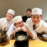 御料理 ふじ田 - お食事：鯛＆九条ネギの土鍋ご飯