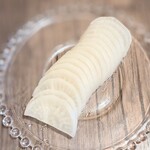 OK - 上部ハサミで切ってお汁を処理して切り口を空けてそのまま・・お皿にスライディング♬セ――――フ(≧▽≦)