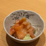 すしやのたい悟 - 赤貝つまみ（グルマンじゅんさん）