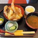 魚まん - 平日限定日替わり定食