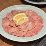 焼肉 静龍苑 - 中タン塩(2人前)