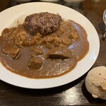 Sion - ハンバーグトッピングカレー。