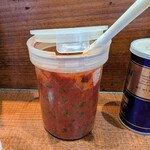 赤坂一点張 - ニラ入り豆板醤