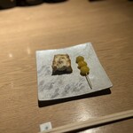 TOMO BANYA - 焼き銀杏と無花果チーズ