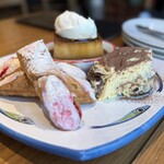 ピッツェリア トラットリア ダ オカピート - カンノーリ プリン ティラミス