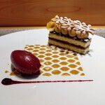 しまなみふれんち Murakami - デザート
      『なかやま栗　ナッツのキャラメリゼのソース』