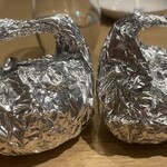 食堂101 - 土鍋ご飯の半分をおにぎりで持ち帰り　可愛く仕上げて、持ちてまで作ってくれました(笑)