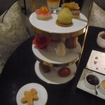 フォーシーズンズホテル - アフタヌーンティー