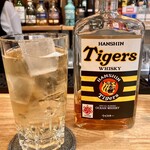 お酒の美術館 - ドリンク写真:1杯目：HANSHIN Tigers WHISKY