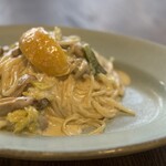 ナチュラル ストック カフェ - 無農薬レモンと牡蠣と白菜のクリームソースパスタ
