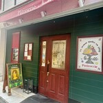 ノリエット - 外観