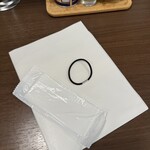 中華そば 麦笑 - 髪をまとめる