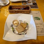 ソレアド - デザートは大きなお皿