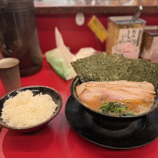 王道家直系 IEKEI TOKYO　開店記念キャンペーン　ガラポン景品　キャップ 口コミ一覧 : 王道家直系 IEKEI TOKYO （王道家直系 イエケイ