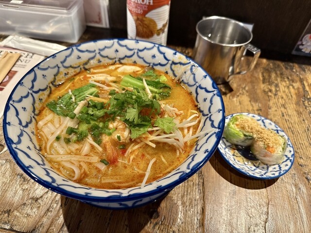 SD トムヤムクン - 四条（京都市営）/タイ料理 | 食べログ