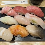 立喰い寿司 ひなと丸 - 