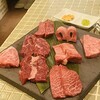 但馬牛とぼく 焼肉処 坐
