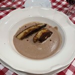 L’Auberge Aveyronnaise - フォアグラと栗のヴルーテ