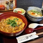 比内地鶏 ほっこりや - 比内地鶏の親子丼　比内地鶏のらーめん(ハーフ)