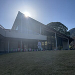 餃子会館 - こっちは、こども図書館