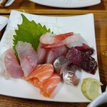 駅前いちば食堂 - 刺身。