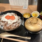 和牛専門 牛めし 前田優 - 