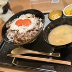 和牛専門 牛めし 前田優 - 