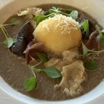 Dining Broom (Karuizawa Asama Prince Hotel ) - 信州茸〜マッシュルームのヴルーテと信州茸のポワレ　浅間小町のフリット　生ハムのアクセント