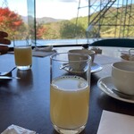 ダイニング ブルーム(軽井沢浅間プリンスホテル) - 信州だから、りんごジュース！