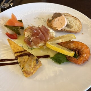 オステリア レアーレ_1