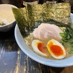 ら～めん ありがた家 - 