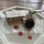 CAFE HUSET - 
