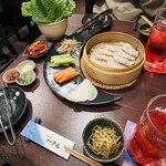 韓料理 ハヌル - 蒸し豚のポッサム