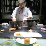 夏慕尼 新香榭鐵板燒 - シェフ