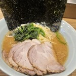 横浜ラーメン 渡来武 - 