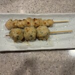 日本一 - 料理写真:ぼんじり、青じそつくね