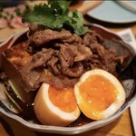 食堂でべこ。 - 霜降り黒毛和牛　肉豆腐