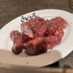 羊肉炭火焼 肉汁屋 - 