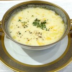 ディアド ブエナビスタ - 長沼産の白菜とパルミジャーノ