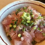 三枚目 助五郎 - もちもちのマグロがたっぷり！