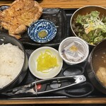 甲州肉炉端 炭とやまなし 茅場町本店 - 