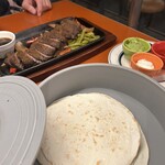 ラ・エスキーナ - 