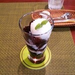 クルクム - コーヒーマゼンダ♪コーヒーゼリーとミルクシャーベットで層に、上にバニラアイス♪