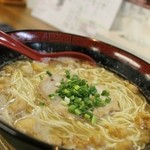 ラーメン 八卦 - ２０１４ ＃３０４ ★ラーメン 八卦 ＠素ラーメン／豚骨 ￥５５０